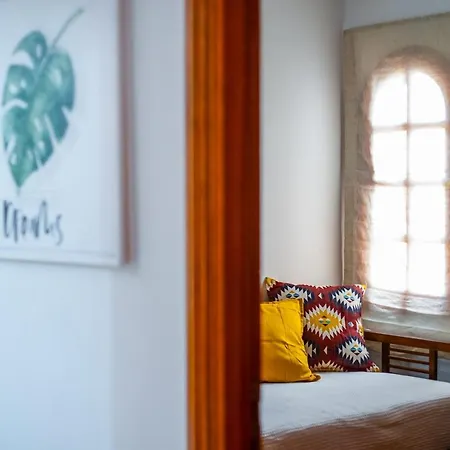 בית נופש Bungalow Paradise Seaview By Holidays קורלחו