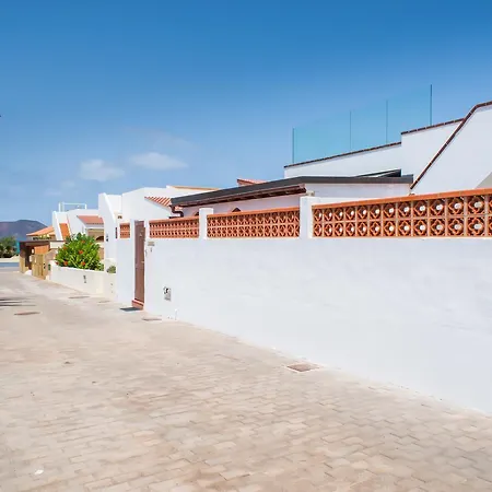 Bungalow Paradise Seaview By Holidays * קורלחו