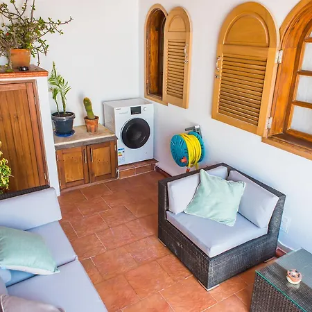 Bungalow Paradise Seaview By Holidays בית נופש קורלחו